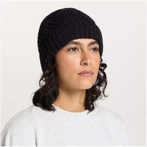 Northeast Outfitters Cozy Cabin Adult Textured Diamond Beanie Black, OS